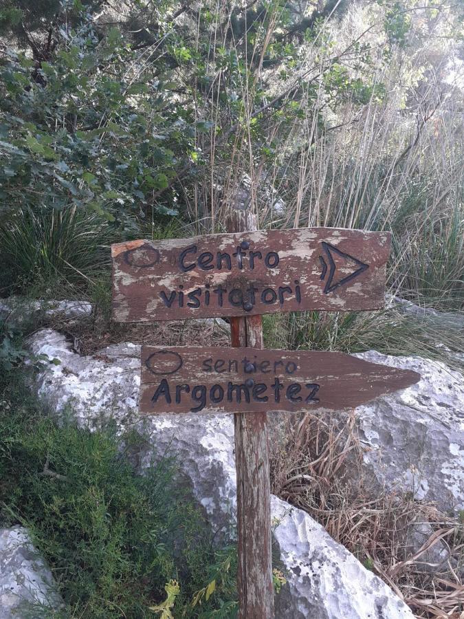 Guest House Piana Degli Albanesi Affittacamere *